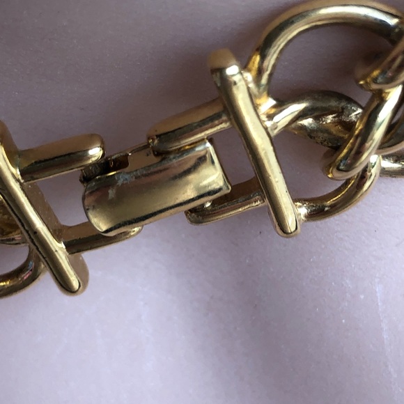 Vintage Heavy gold Monet Necklace 15β black enamel - Picture 3 of 6